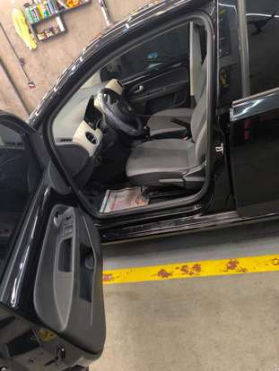 VOLKSWAGEN-UP-1.0 MPI MOVE UP 12V FLEX 4P MANUAL VOLKSWAGEN-UP-2015
