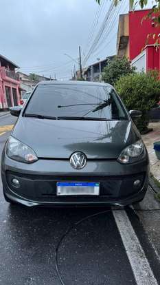 VOLKSWAGEN-UP-2015