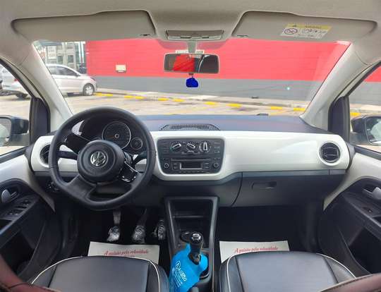 VOLKSWAGEN-UP-1.0 TSI HIGH UP 12V FLEX 4P MANUAL VOLKSWAGEN-UP-2017