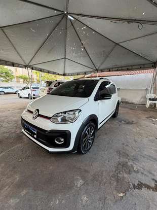 VOLKSWAGEN-UP-2017