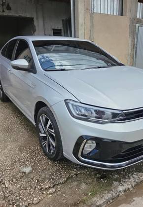 VOLKSWAGEN VIRTUS 1.0 200 TSI HIGHLINE AUTOMÁTICO