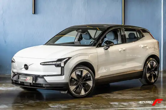 VOLVO-EX30-2024