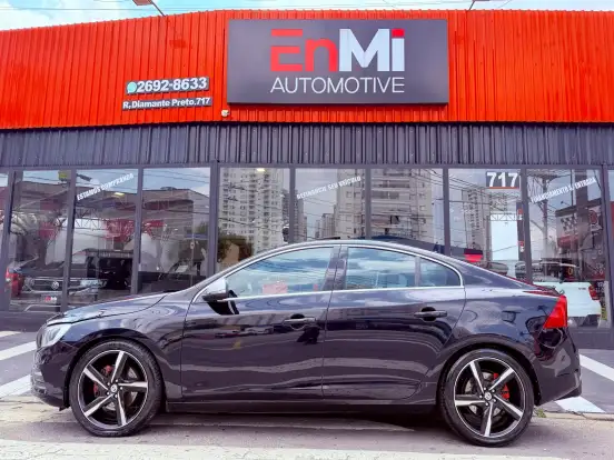 VOLVO-S60-3.0 T6 R-DESIGN AWD GASOLINA 4P AUTOMÁTICO VOLVO-S60-2014