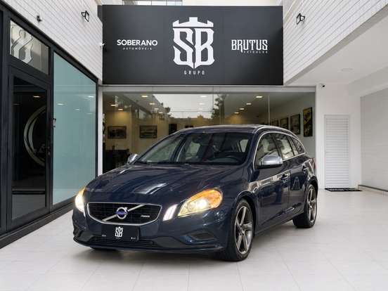 VOLVO-V60-2.0 T5 R DESIGN DYNAMIC 16V TURBO GASOLINA 4P AUTOMATIZADO VOLVO-V60-2013