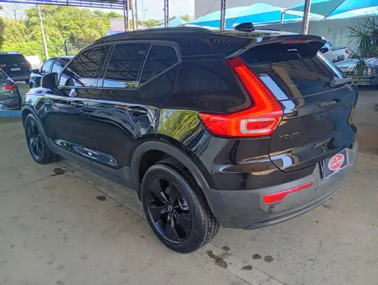 VOLVO-XC40-2.0 T4 GASOLINA GEARTRONIC VOLVO-XC40-2019