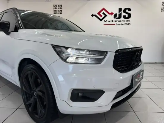 VOLVO-XC40-2.0 T5 GASOLINA R-DESIGN AWD GEARTRONIC VOLVO-XC40-2019