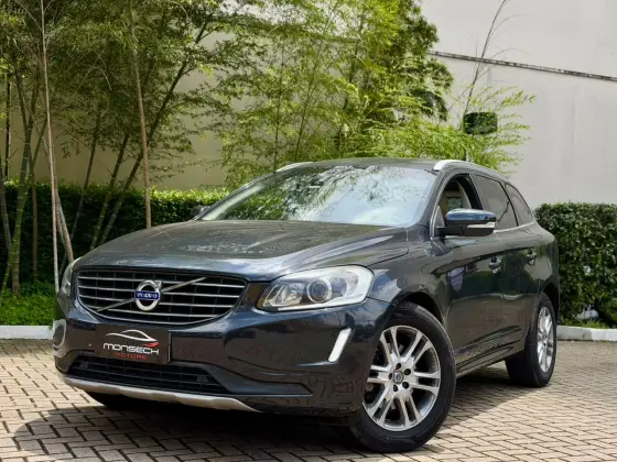 VOLVO XC60 2.0 T5 MOMENTUM GASOLINA 4P AUTOMÁTICO