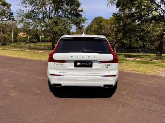 VOLVO-XC60-2.0 T8 HYBRID INSCRIPTION AWD GEARTRONIC VOLVO-XC60-2019