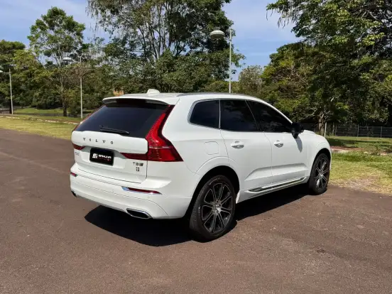 VOLVO-XC60-2019