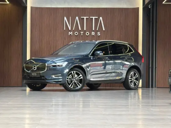 VOLVO XC60 2.0 T8 HYBRID MOMENTUM AWD GEARTRONIC