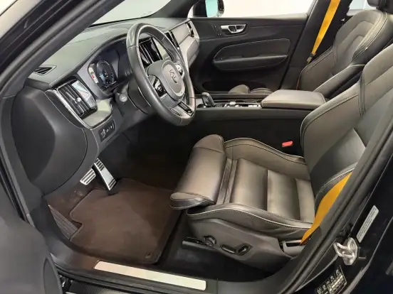 VOLVO-XC60-2019