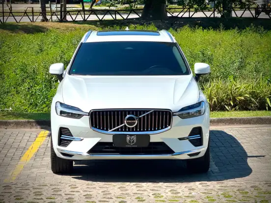 VOLVO-XC60-2024