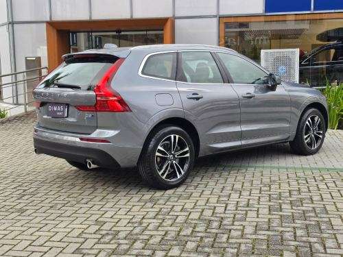 VOLVO-XC60-2019
