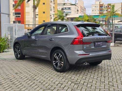 VOLVO-XC60-2019