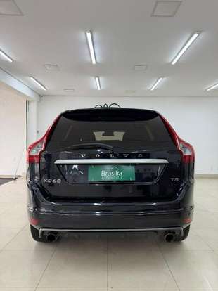 VOLVO-XC60-2014