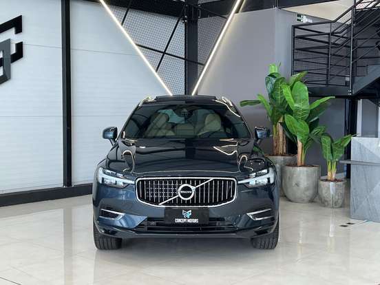 VOLVO-XC60-2021