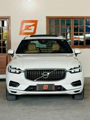 VOLVO-XC60-2021