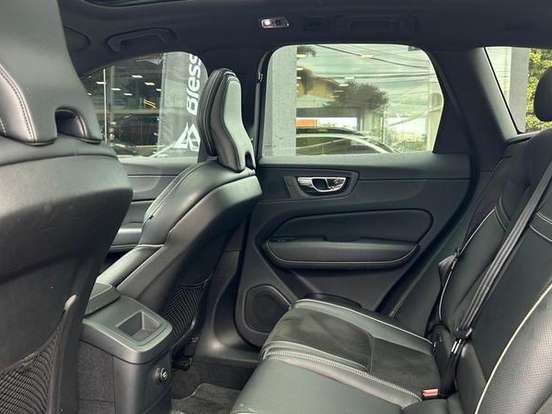 VOLVO-XC60-2.0 T8 HYBRID R-DESIGN AWD GEARTRONIC VOLVO-XC60-2018