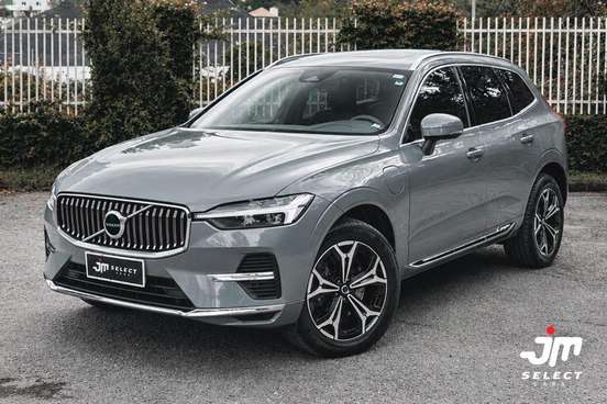VOLVO-XC60-2021
