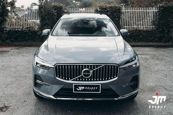 VOLVO-XC60-2021