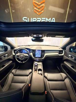 VOLVO-XC60-2025
