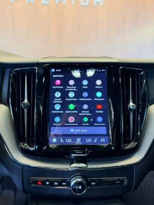 VOLVO-XC60-2025