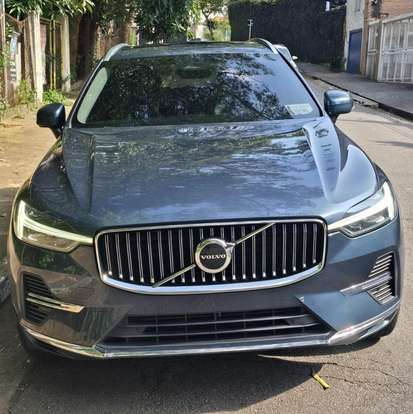 VOLVO-XC60-2022