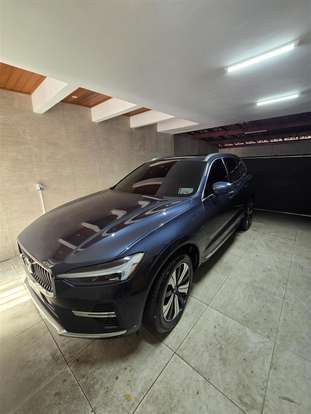 VOLVO-XC60-2022
