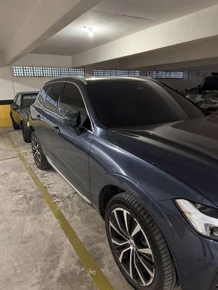 VOLVO-XC60-2022