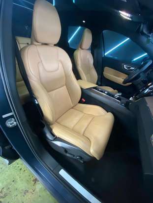 VOLVO-XC60-2022
