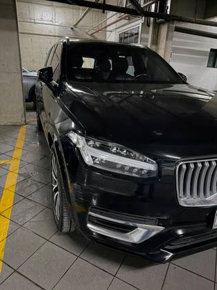 VOLVO XC90 2.0 T8 HYBRID MOMENTUM AWD GEARTRONIC