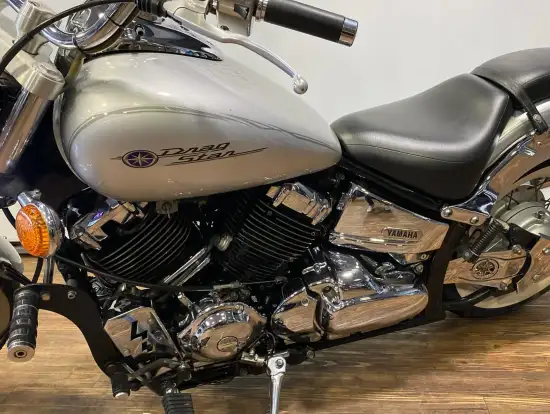 YAMAHA-DRAG STAR 650-2005
