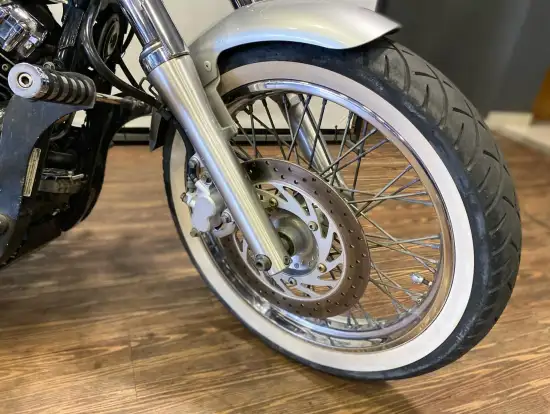 YAMAHA-DRAG STAR 650-2005