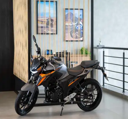 YAMAHA-FZ25 FAZER CONNECTED ABS YAMAHA-FZ25 FAZER CONNECTED ABS-2025