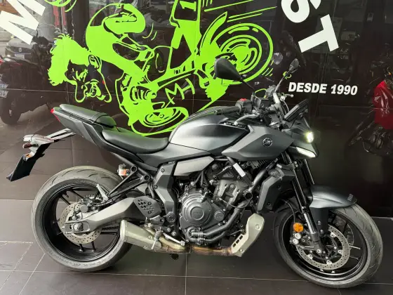 YAMAHA MT-07 CONNECTED ABS 