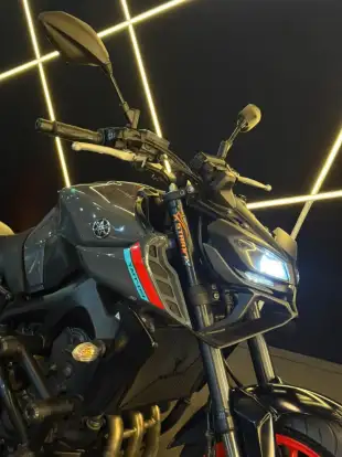 YAMAHA-MT-09-2022