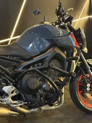 YAMAHA-MT-09-2022