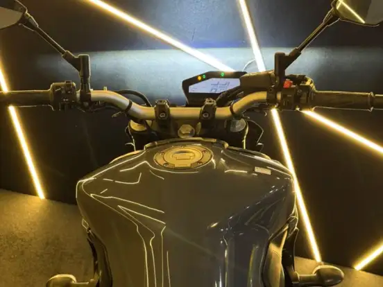 YAMAHA-MT-09 YAMAHA-MT-09-2022