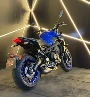 YAMAHA-MT-09-2024