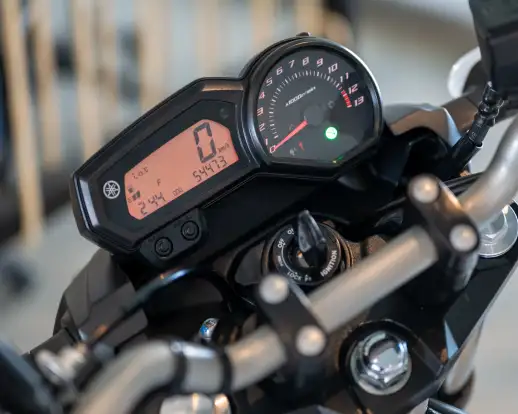 YAMAHA-XJ6 N YAMAHA-XJ6 N-2011