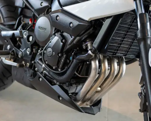 YAMAHA-XJ6 N YAMAHA-XJ6 N-2011