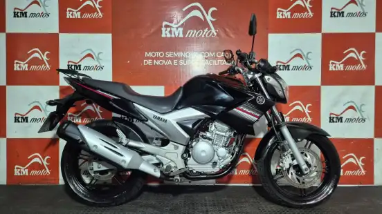 YAMAHA-YS 250 FAZER-2015