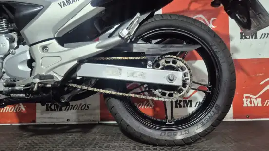 YAMAHA-YS 250 FAZER-2015