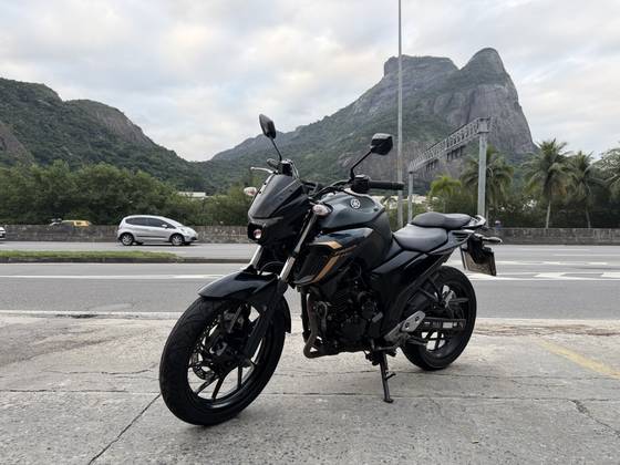 YAMAHA FZ25 FAZER ABS 
