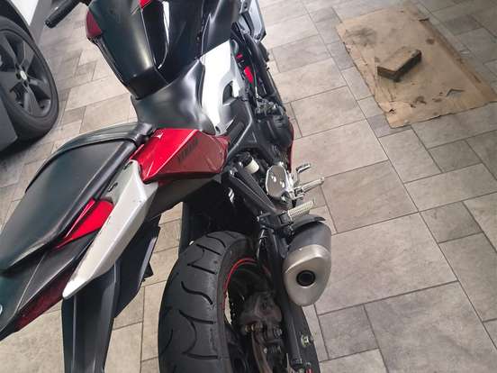 YAMAHA-MT-03 YAMAHA-MT-03-2016