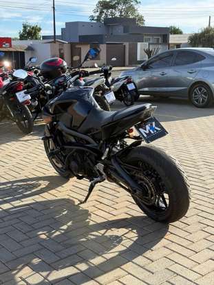 YAMAHA-MT-09-2019