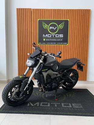 YAMAHA-MT-09 YAMAHA-MT-09-2015