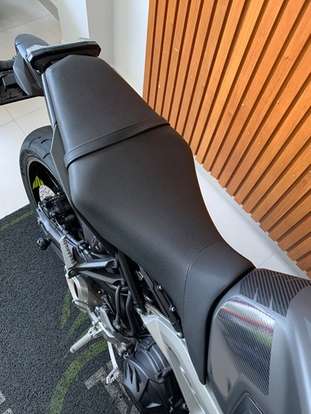 YAMAHA-MT-09 YAMAHA-MT-09-2015