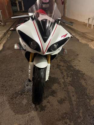 YAMAHA-YZF R1-2009
