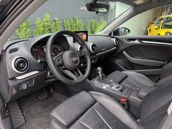 AUDI-A3-2020